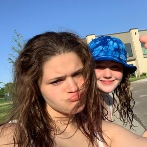 Meet your Posher, Charlotte